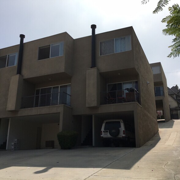 Building Photo - 1733 Lucile Ave