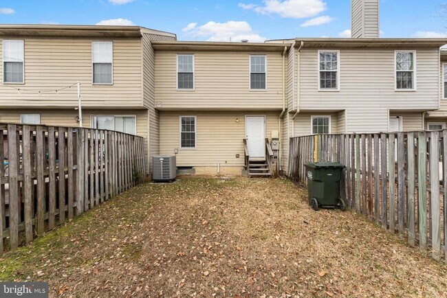 Building Photo - 3421 Belleplain Ct