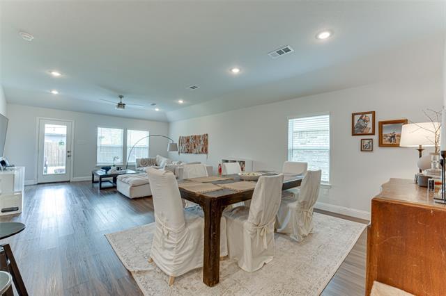 Building Photo - 508 Vasant Dr