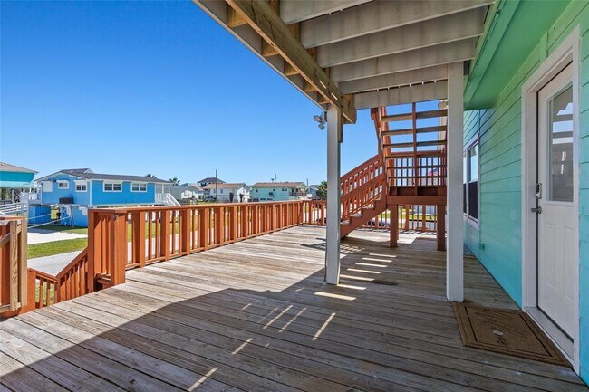 Building Photo - 4034 Reeves Dr