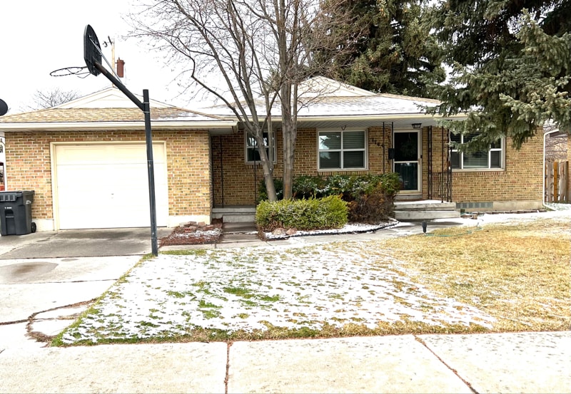 Primary Photo - 1144 Sahara St