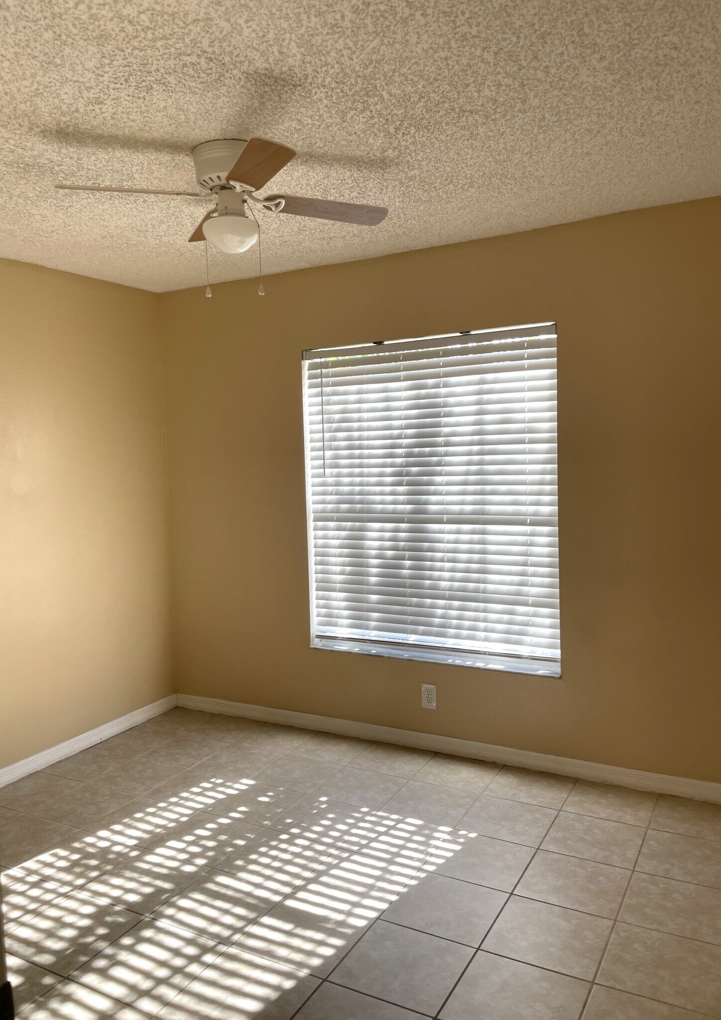 Building Photo - 4189 Shadow Creek Cir
