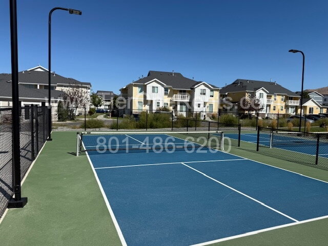 Building Photo - NO DEPOSIT option available for qualified renters!