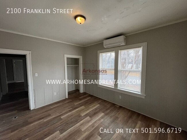 Building Photo - 2100 Franklin St