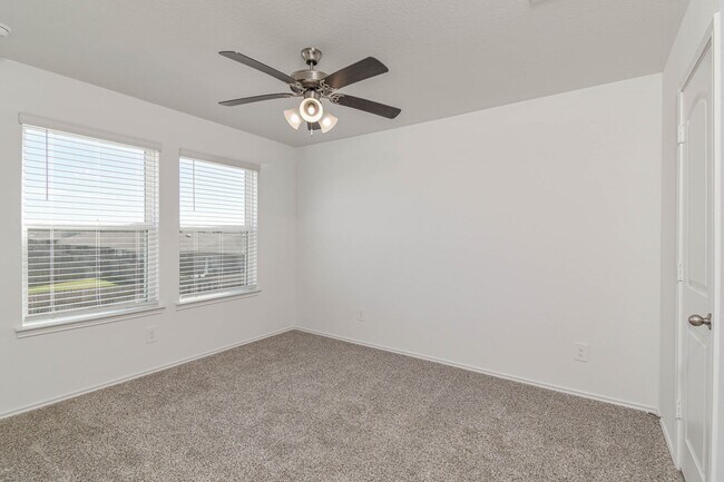 Building Photo - 24219 Copperleaf Bay Ln