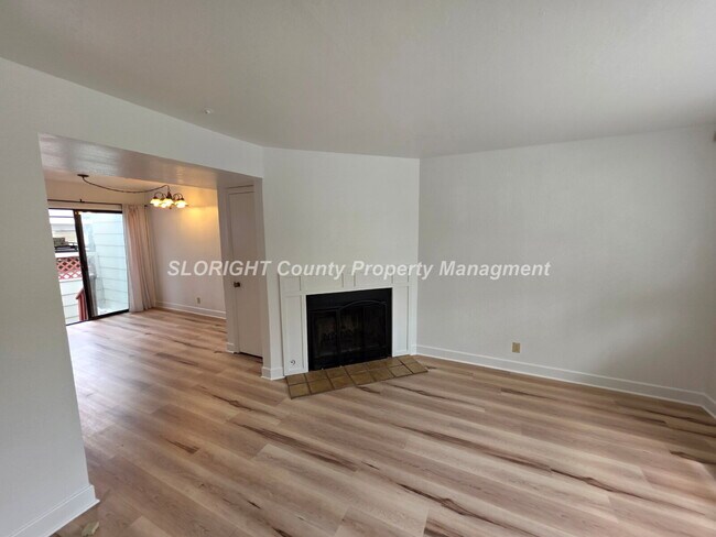 Building Photo - AVAILABLE NOW - 2 Bed / 1.5 Bath SLO Apartment