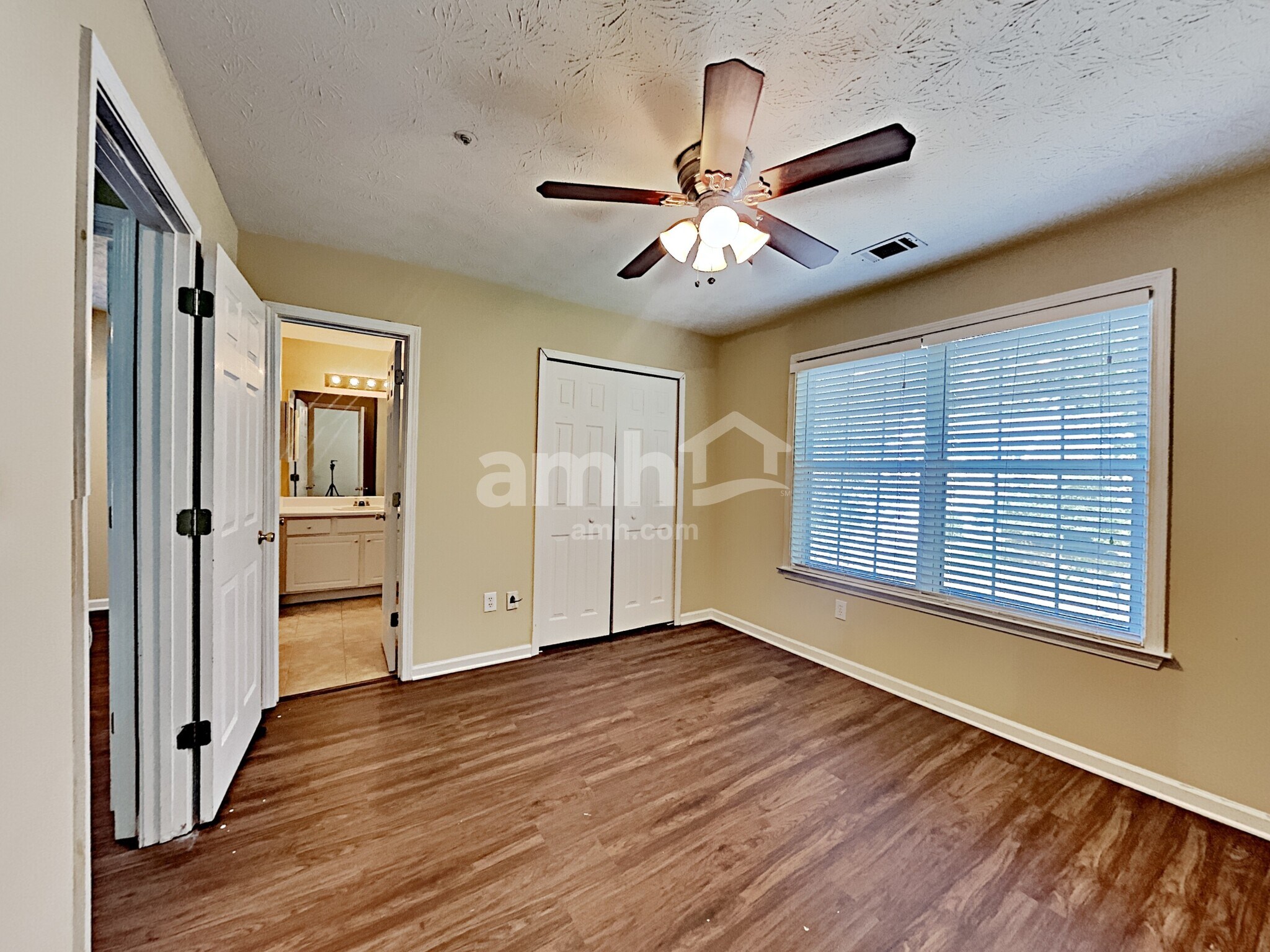 Building Photo - 1388 Glenover Way
