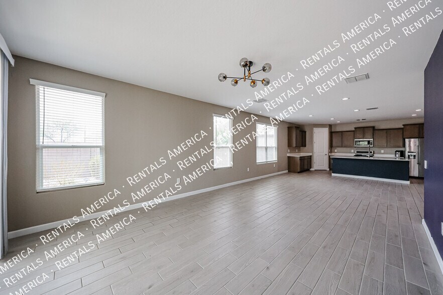 Building Photo - 38017 W San Alvarez Ave