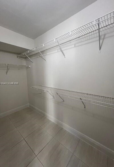 Building Photo - 577 SW 111th Ln