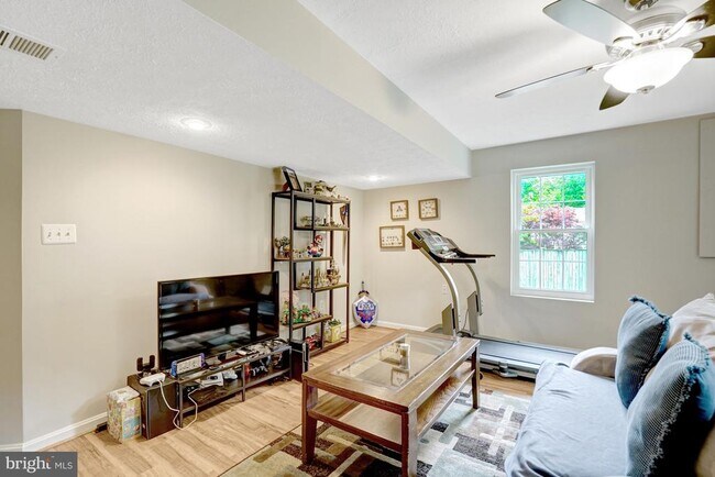 Building Photo - 7729 Silver Sage Ct