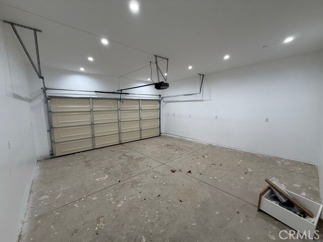 Building Photo - 9128 Balcom Ave