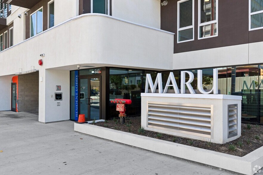 Building Photo - 549 S Harvard Blvd