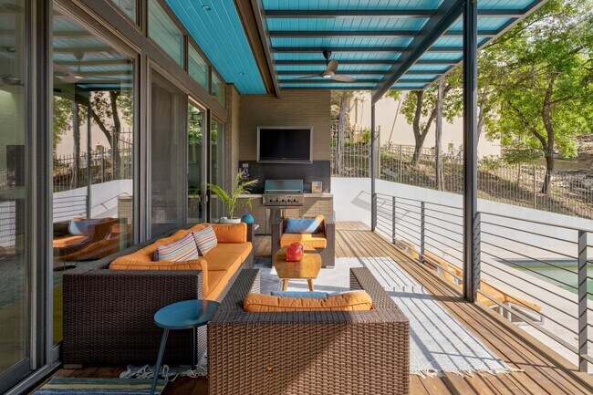 Building Photo - 5613 Clarion Cove