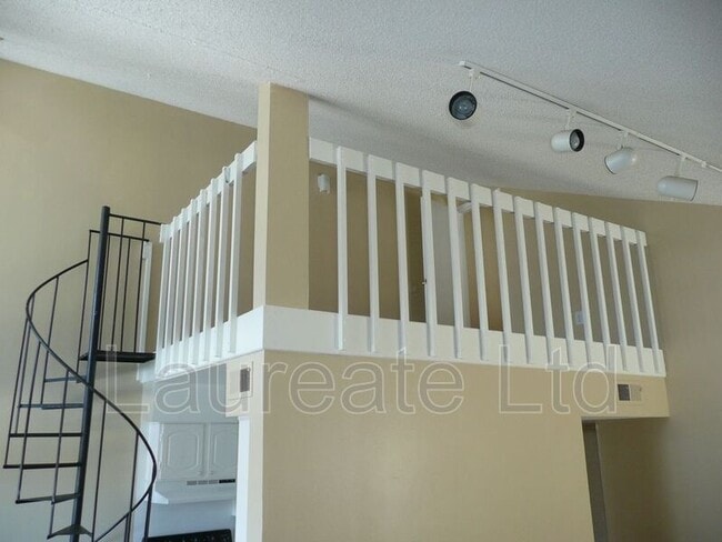 Building Photo - 3662 S Granby Way