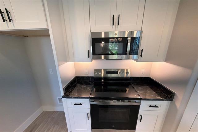 Building Photo - 5709 Barkridge Dr