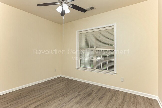 Building Photo - 1007 Whittington Way