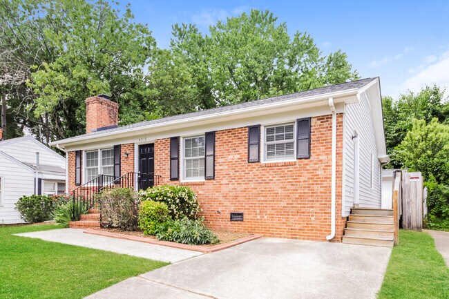 Building Photo - 4316 Cornell Ave