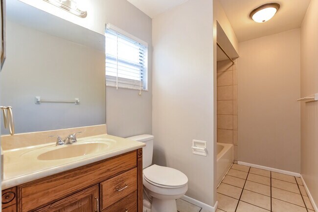 Building Photo - 9360 Toby Ln