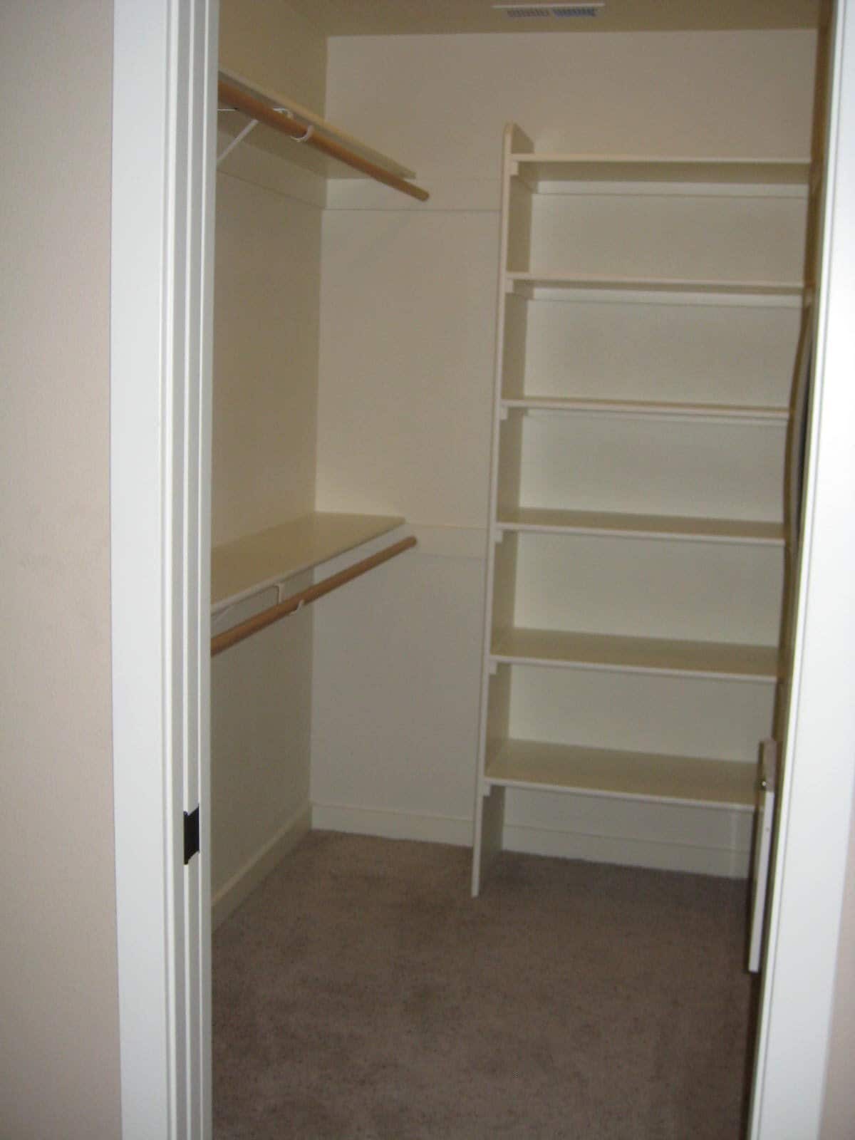 Building Photo - 6417 NE Southbrook Ct