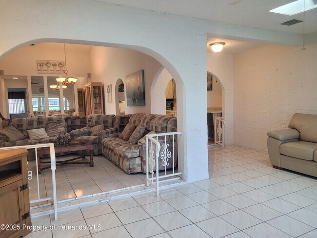 Building Photo - 7559 Heather Walk Dr