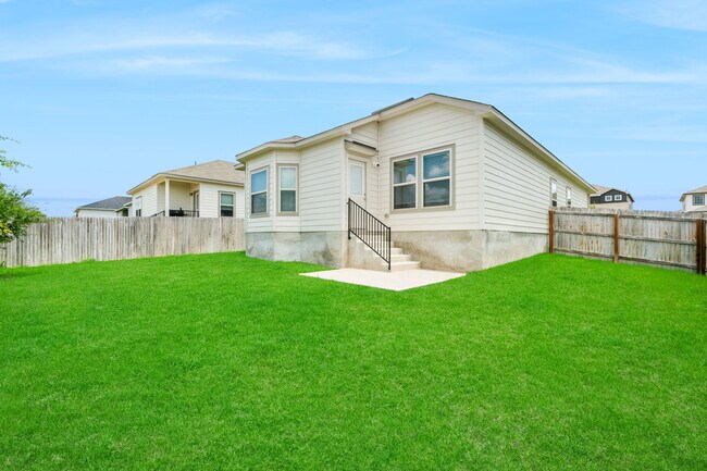 Building Photo - 250 Antelope Vly