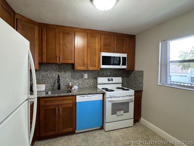 Building Photo - 8411 Lagos De Campo Blvd