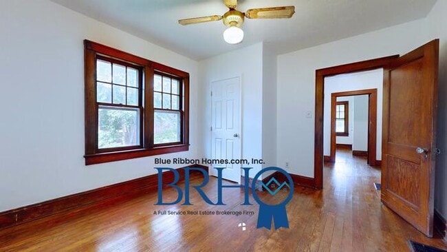 Building Photo - 4118 Holston Dr