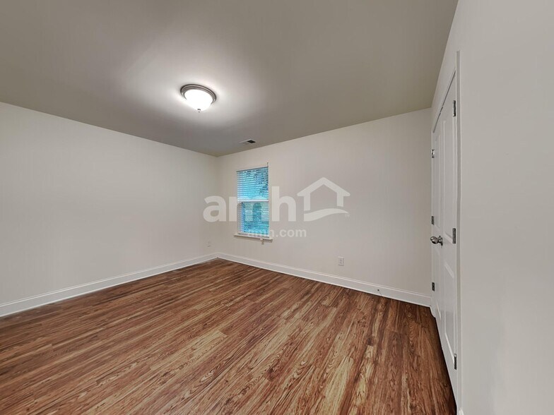 Building Photo - 1170 Ashlyn Ct