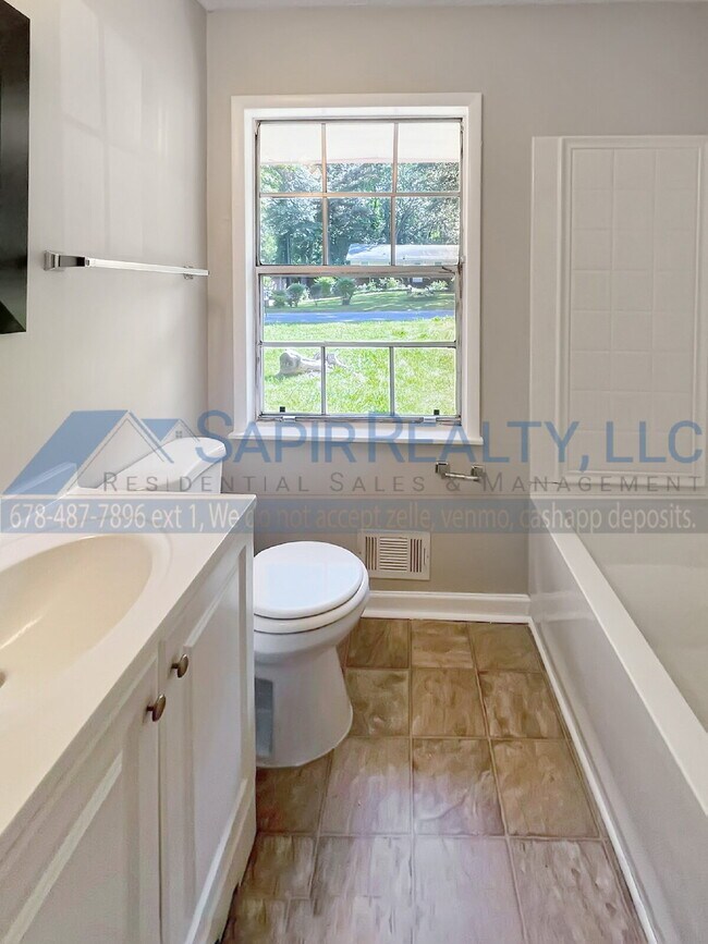 Building Photo - 1423 Hatchcover Circle - Back by Popular D...