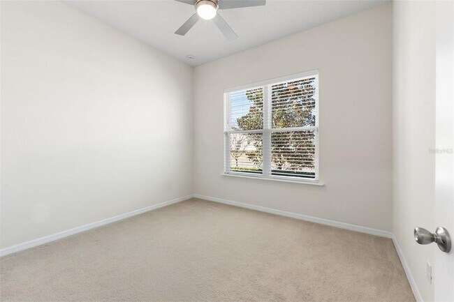 Building Photo - 2957 SW 118th Dr