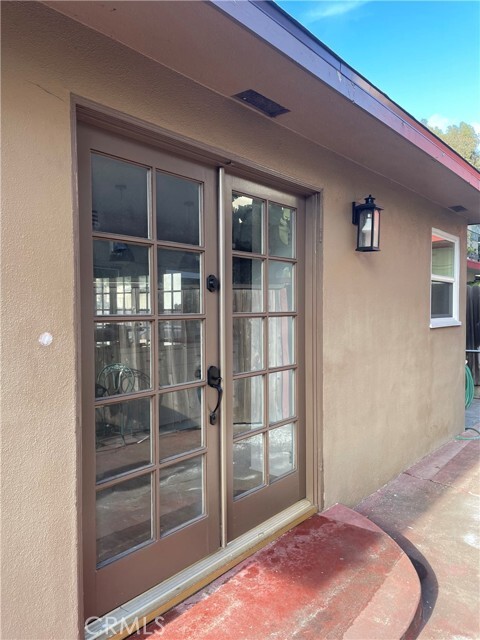 Building Photo - 336 Bluebird Canyon Dr