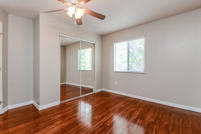 Building Photo - 609 Sunset Beach Ct