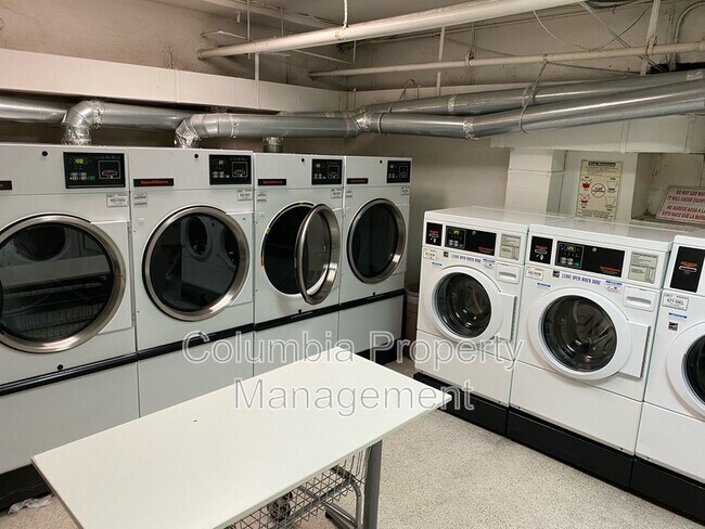 Building Photo - 3060 16th St NW