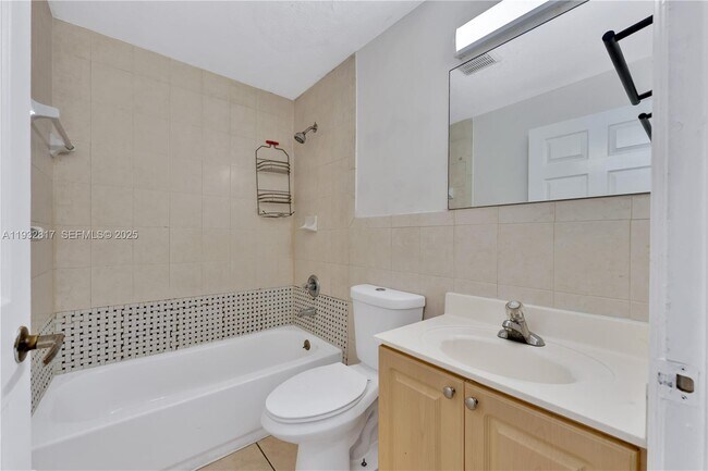 Building Photo - 2185 NW 16th Terrace