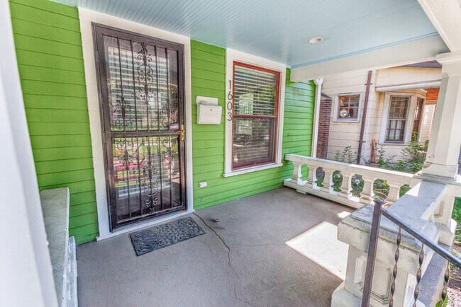 Building Photo - 1603 E Michigan St