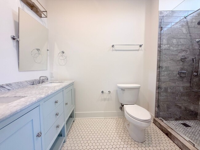 Building Photo - 3-Bedroom Home with Flex Room, Pool Access, and Stainless Steel Appliances Near Downtown Cookeville