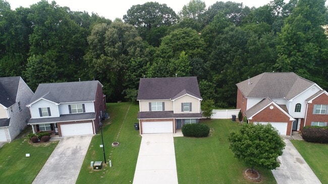 Building Photo - Available Now this Beautiful 4-Bedroom 2.5Baths Home in Stockbridge, GA!