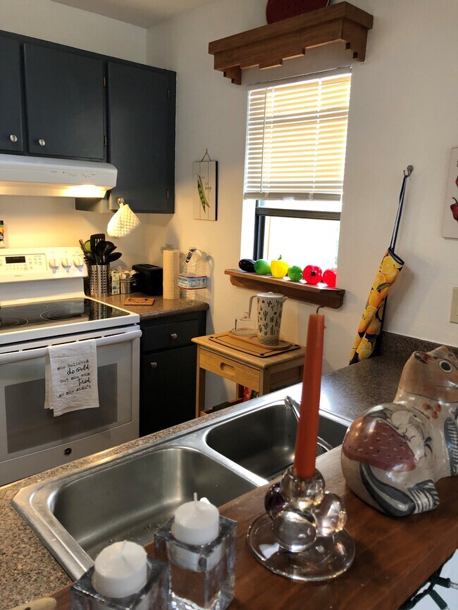 Building Photo - 149 Calle Ojo Feliz