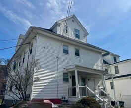 Building Photo - 137 Whitwell St