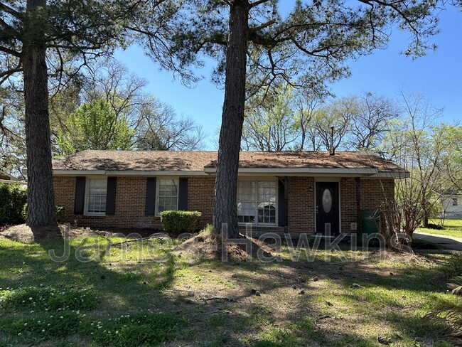 Primary Photo - 4524 Narrow Lane Rd