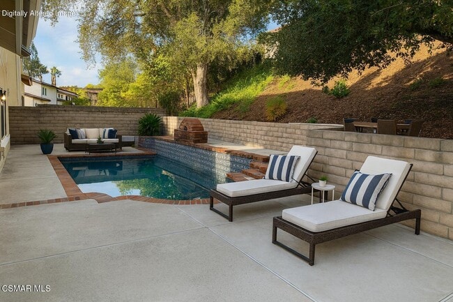 Building Photo - 681 Triunfo Canyon Rd