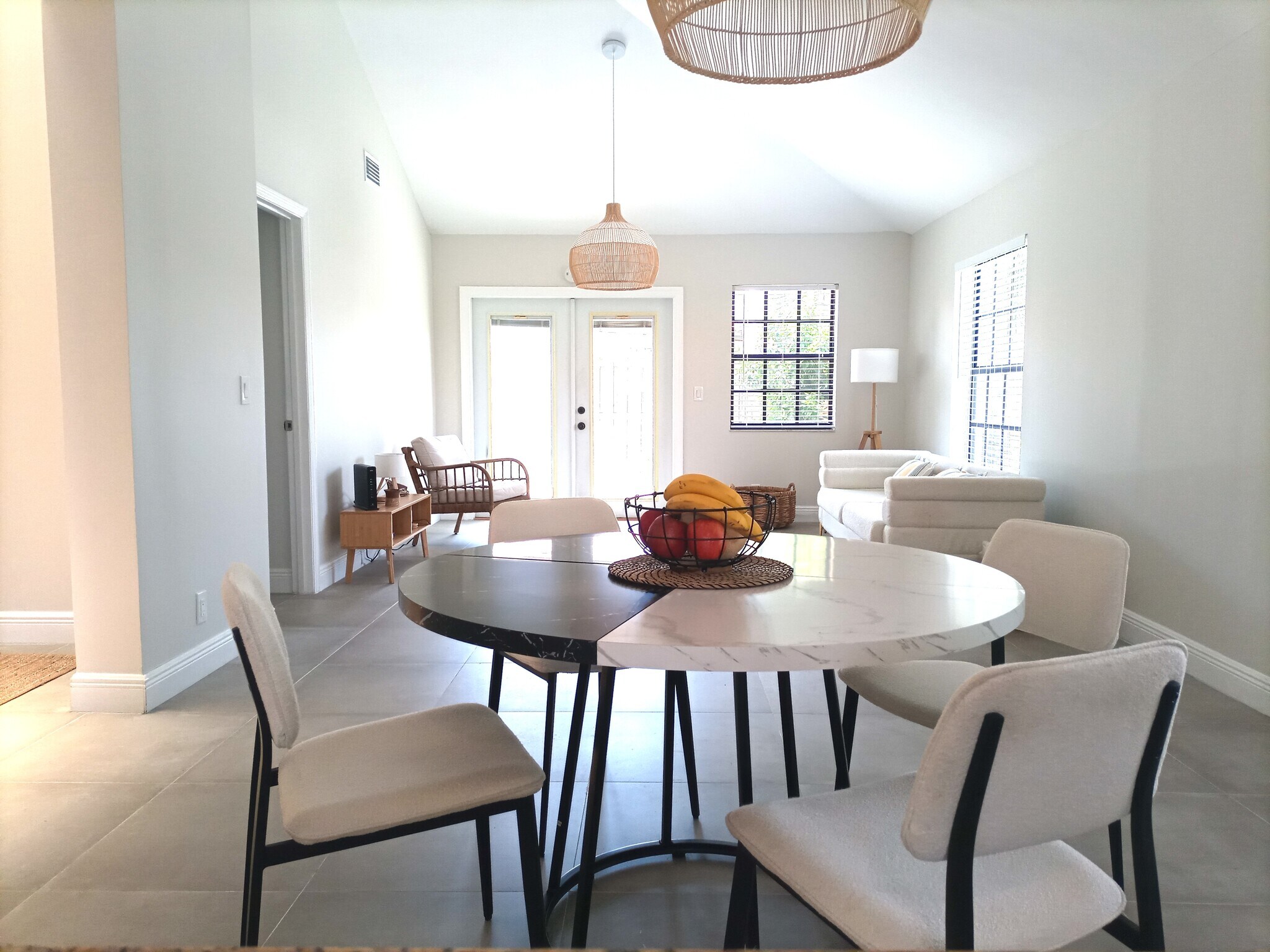 Building Photo - 13473 Fountain View Blvd