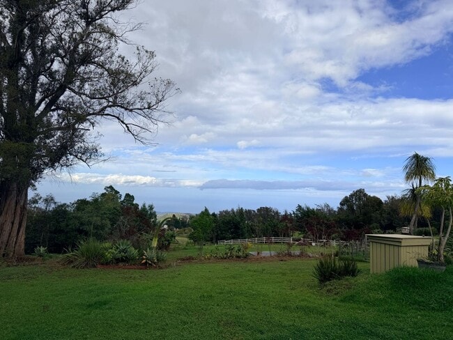 Building Photo - Piiholo Country Home