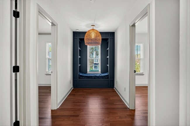 Building Photo - 1353 Black River Dr