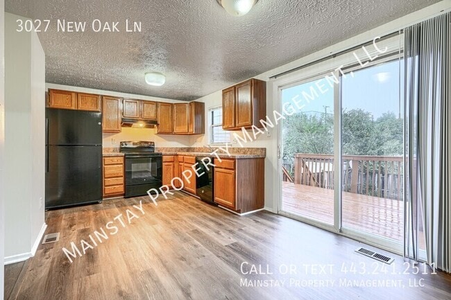 Building Photo - 3027 New Oak Ln