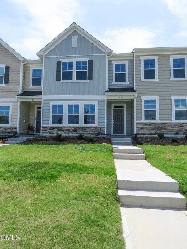 Building Photo - 5118 Anamosa St