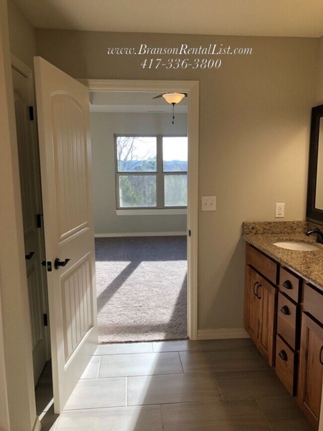 Building Photo - NOW LEASING 3Br with an Unfinished Basement
