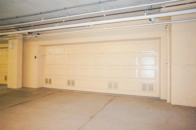 Building Photo - 505 Mandalay Ave