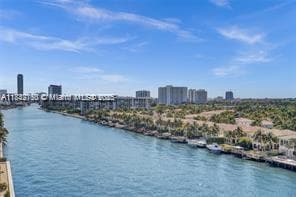 Building Photo - 1600 S Ocean Dr