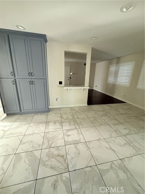 Building Photo - 7293 Parkside Pl